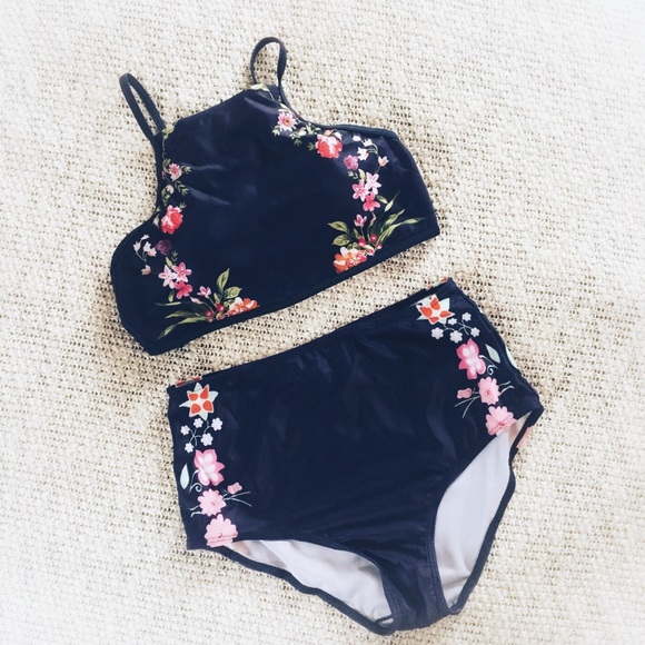 Sexy Boho High Waisted Wrap Halter Bikini Swimsuit - Picture 4 of 7
